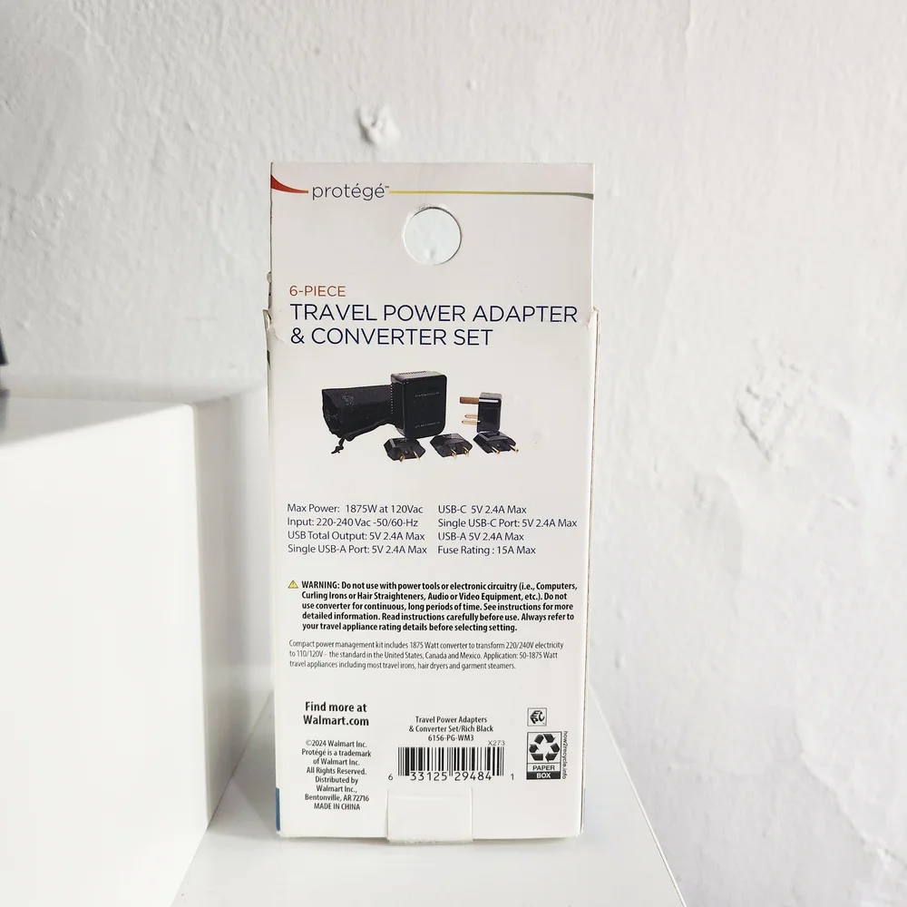 Travel Power Adapter & Converter Set Black 6 pieces w/ Travel Bag